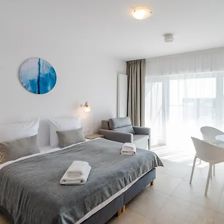 Apartment Aquamarina Prima 91 By Renters *