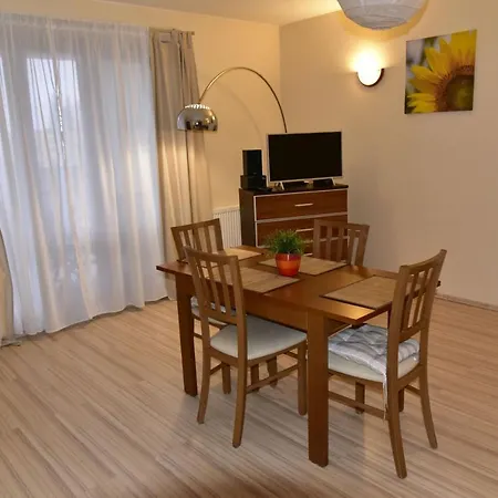 Apartment Sloneczny Brzeg *