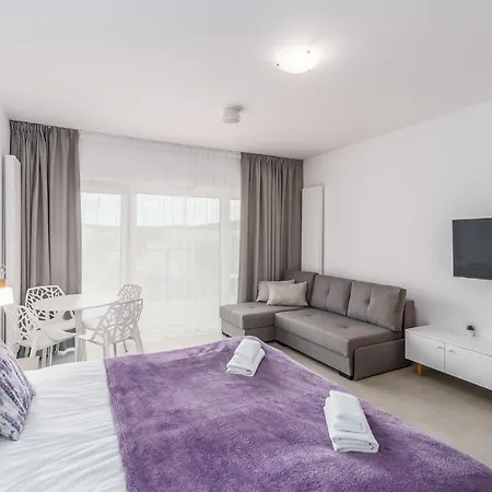 Aquamarina Prima 100 By Renters Misdroy