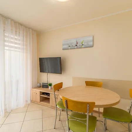 Bielik A01 By Renters * Miedzyzdroje