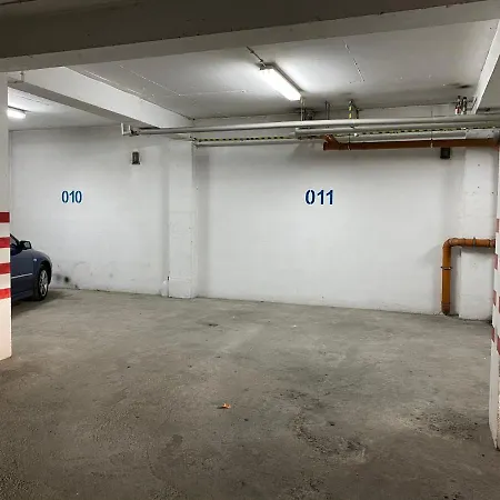 Under The Ii Towers Apartment *