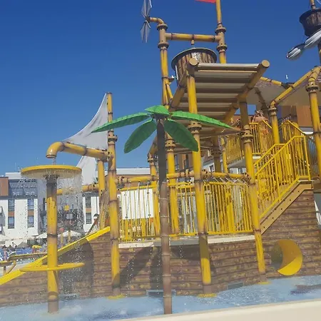 Bel Mare Sunny Garden Apartment *