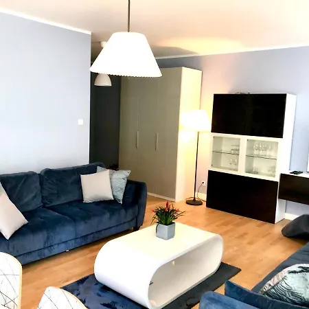 Apartment Family Przy Golden Tulip