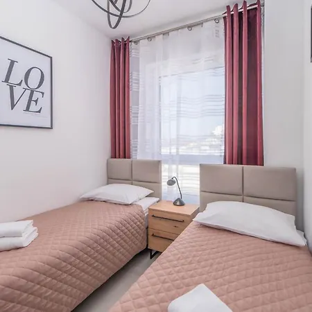 Apartment Flamingo 41 By Renters *