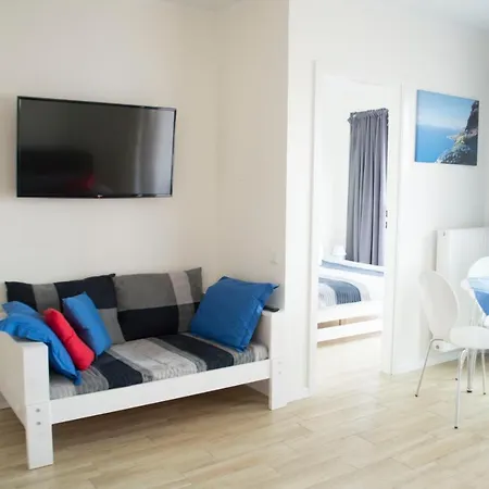 Apartment Horyzont 201 *