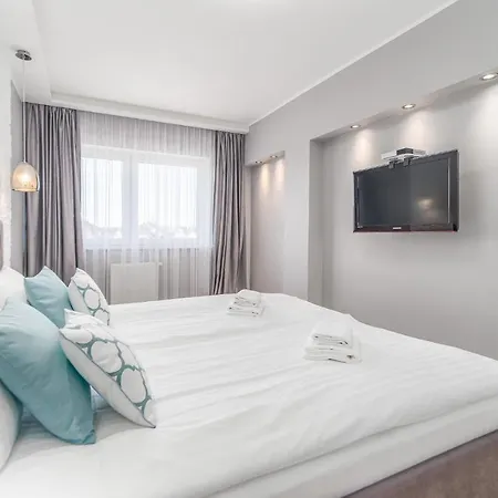 Stylish Vacation With Parking In By Renters Apartment *