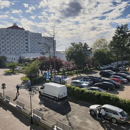 La Perla Studio Nad Morzem *