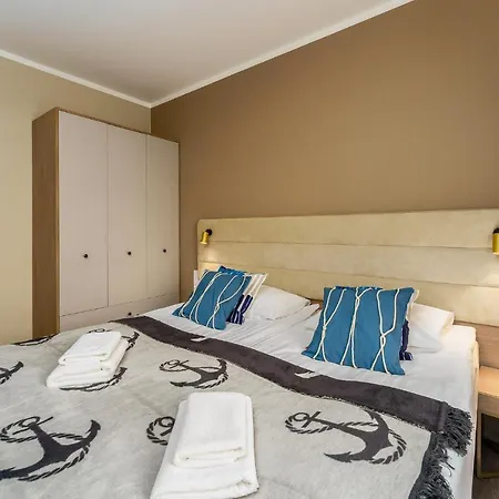 Apartment 316e