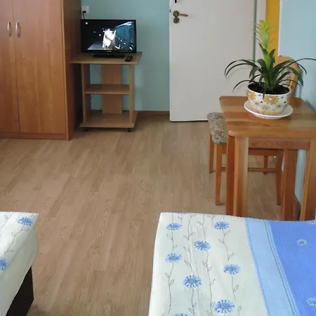 Home, Holiday home *