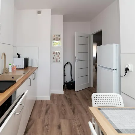 Apartament Rodzinny Apartment *