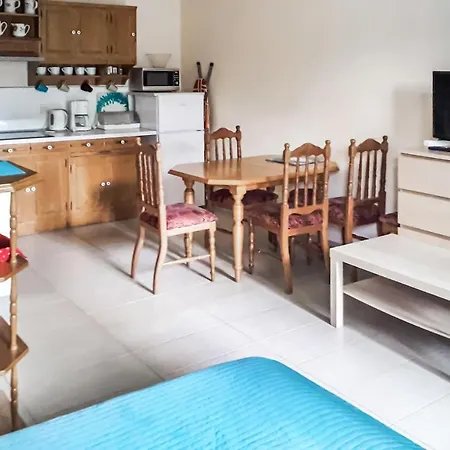 1 Bedroom Stunning In Apartment Miedzyzdroje