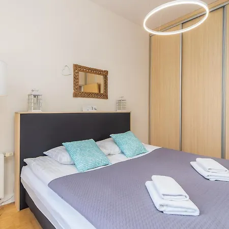Family Penthouse Golden Tulip 53 By Renters Apartment