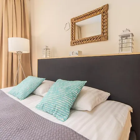 Family Penthouse Golden Tulip 53 By Renters *