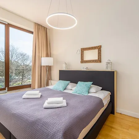 Family Penthouse Golden Tulip 53 By Renters Apartment *