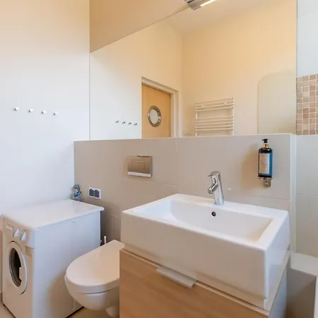 Apartment Family Penthouse Golden Tulip 53 By Renters