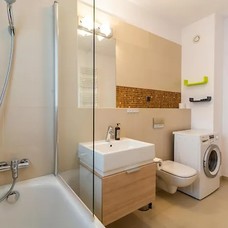 Tulip V By Renters Apartment *