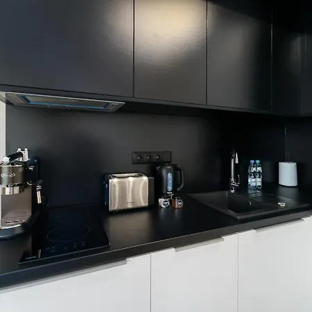 Apartment Sea Waves & 428b By Renters *