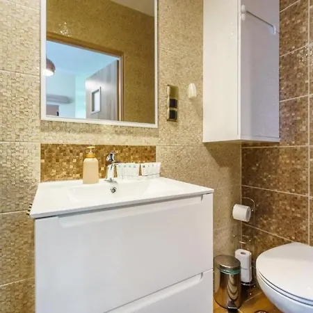 Aga 2 Apartment