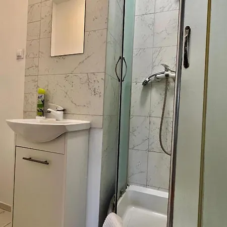 Apartment Familly 3 *