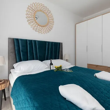 Apartment Royal Waves & - With Parking By Renters Miedzyzdroje