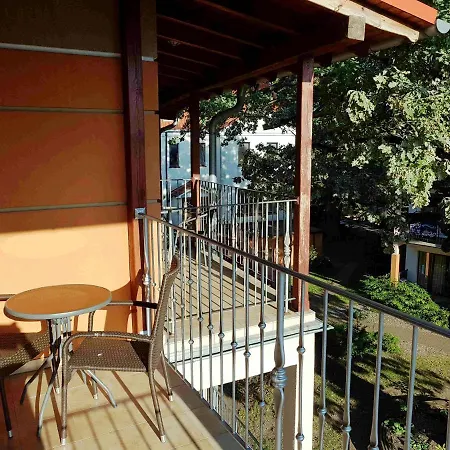 Bed & Breakfast 5 Debow 3*