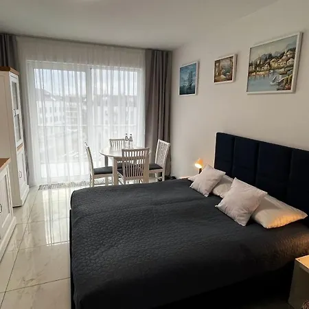 Sunset View - 2 Bedrooms, Large Terrace Apartment Miedzyzdroje