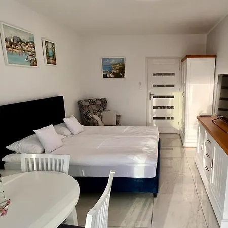 Apartment Sunset View - 2 Bedrooms, Large Terrace Miedzyzdroje