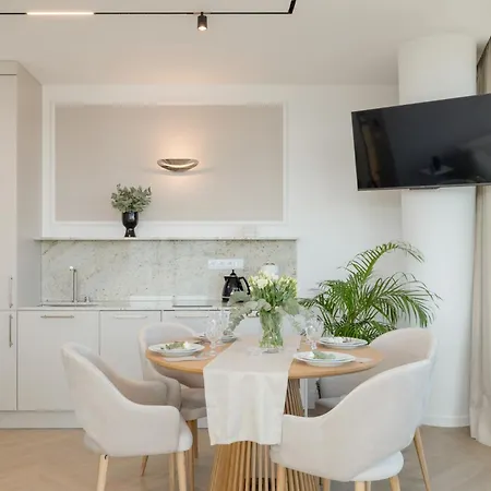 Wave Family Luxury D973 Apartment *