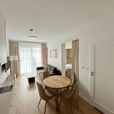 Blekitny Brzeg - Przy Samej Plazy Apartment *