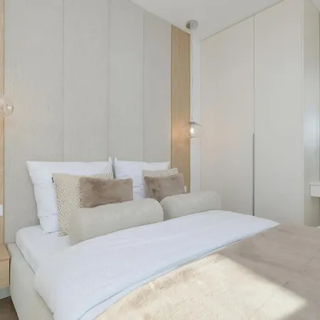 Wave Family Luxury D973 Apartment