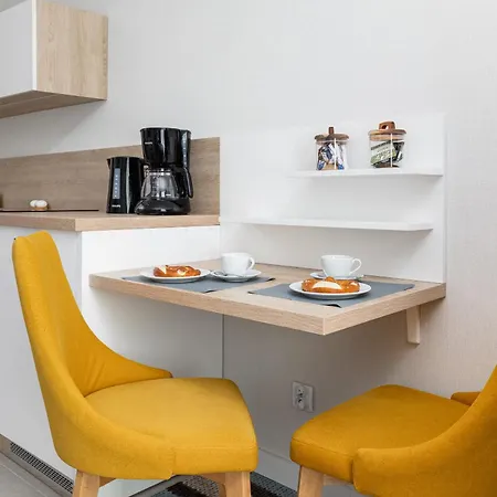Sunny In Bel Mare By Renters Apartment