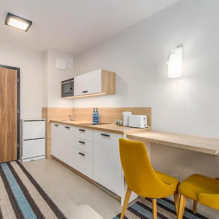 Perfect Bel Mare By Renters *