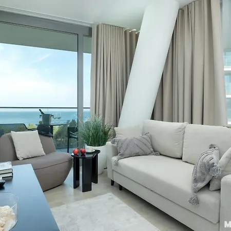 Your Holidays Waves Apartment