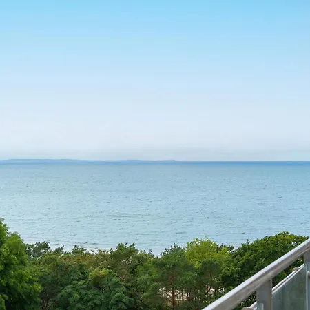 Your Holidays Promenada Gwiazd 28 Apartment *