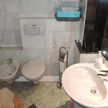 Apartment Comfortable In Centre Of For 4 Persons