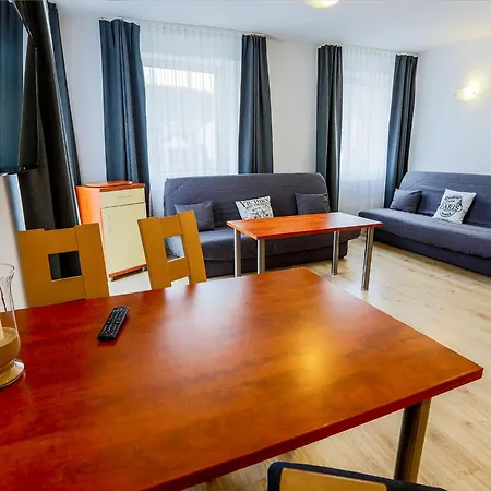 Apartment Exquisite In With Balcony *