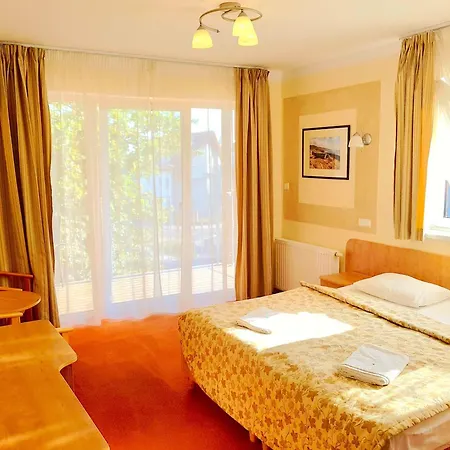 5 Debow Bed & Breakfast Miedzyzdroje
