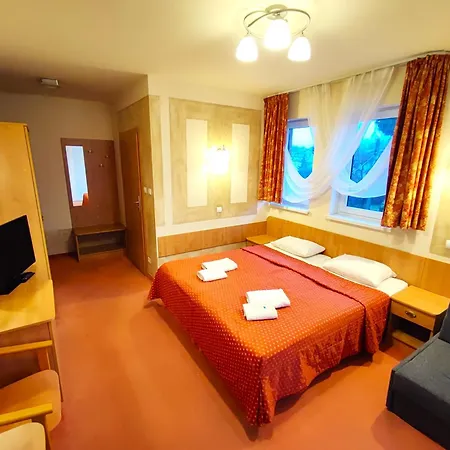 5 Debow Bed & Breakfast 3*