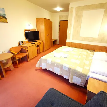 Bed & Breakfast 5 Debow Miedzyzdroje