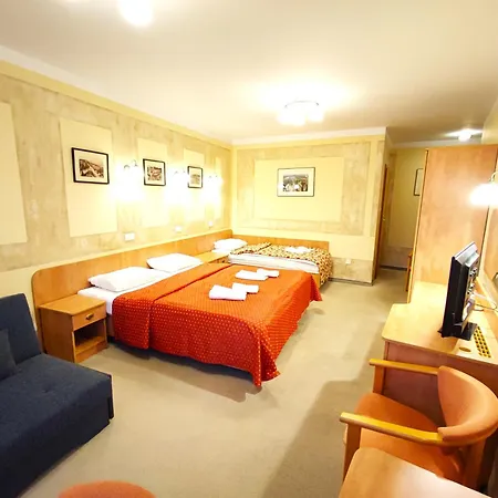 Bed & Breakfast 5 Debow