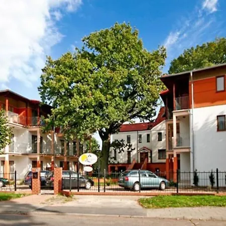 Bed & Breakfast 5 Debow 3*