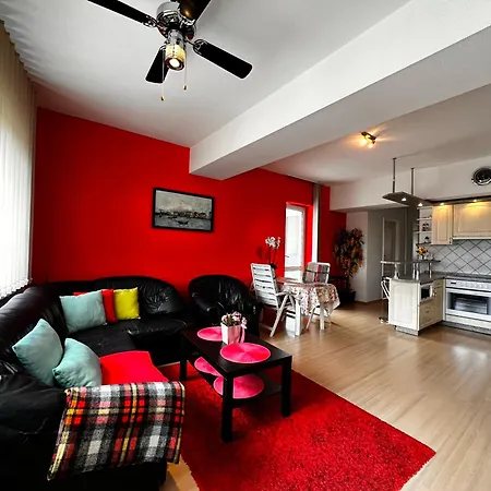Chrobry Apartment
