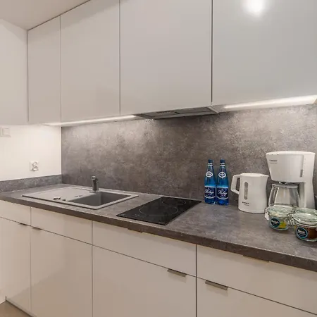 Aquamarina Prima 07 Seaside Studio By The Beach With Terrace By Renters Apartment Miedzyzdroje