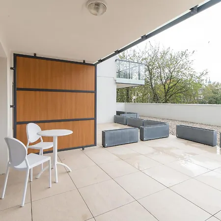 Aquamarina Prima 07 Seaside Studio By The Beach With Terrace By Renters Apartment