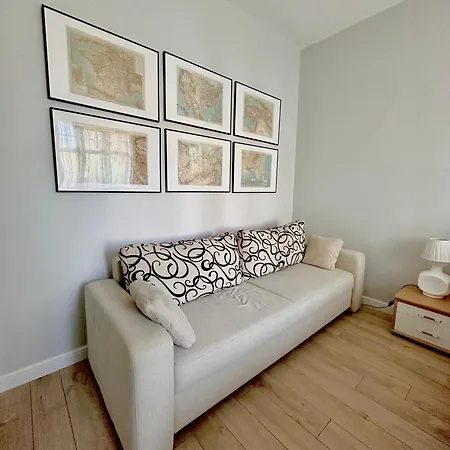 Przy Plazy Apartament Burza Apartment *