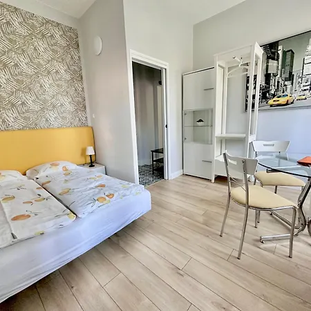 Przy Plazy Apartament Burza Apartment
