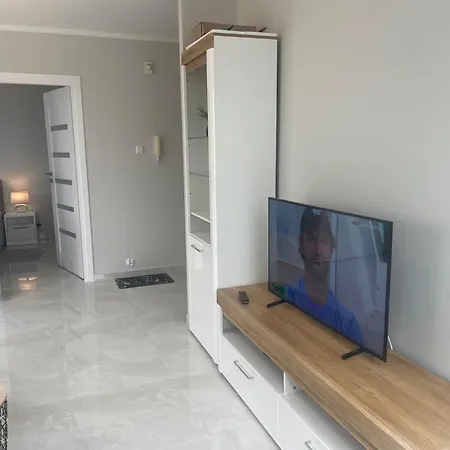 Wolin-travel Fala Z Widokiem Na Morze