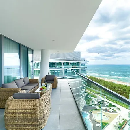 Apartment Your Holidays Waves D1081