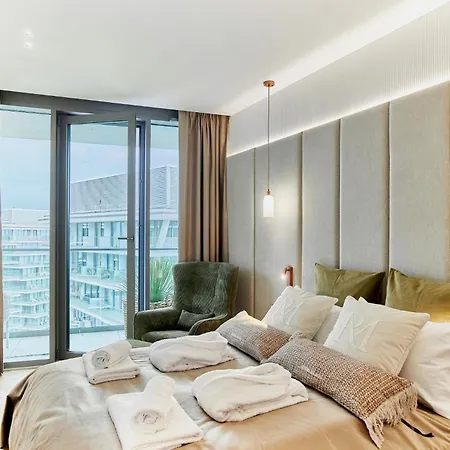 Wave - Amber Apartment *