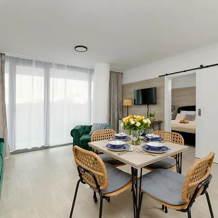 Apartment Lux Sea Towers - Wellness Spa, Gym & - Seaview By Rent Like *